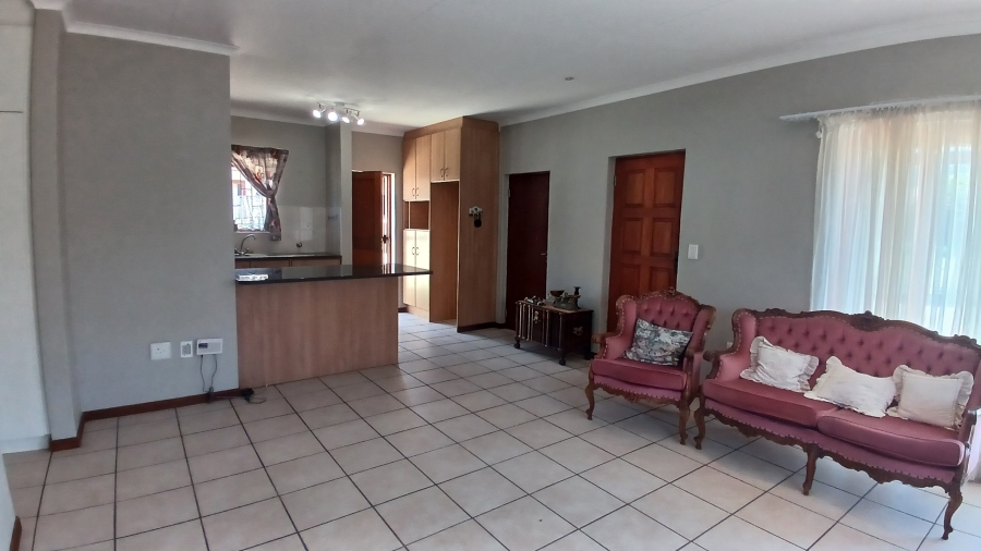 3 Bedroom Property for Sale in Sandbaai Western Cape